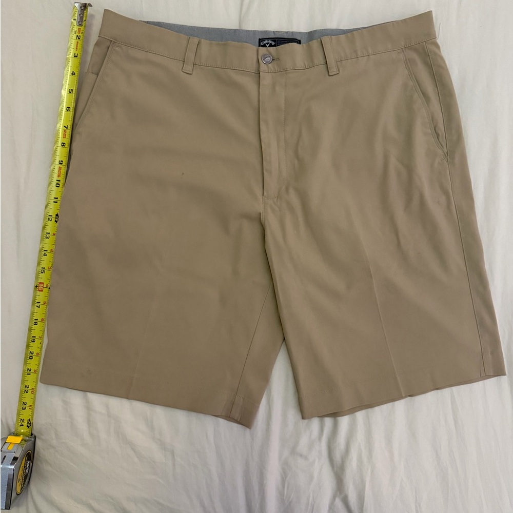 Callaway Men's Khaki Flat Front Shorts